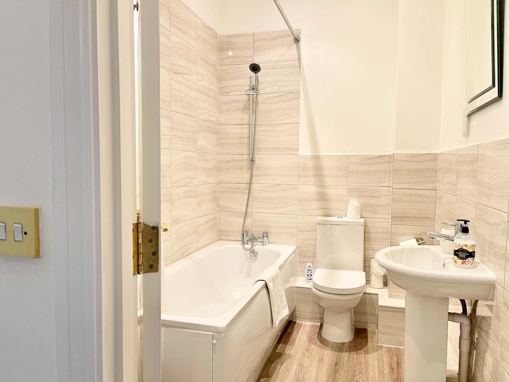 St Andrews Apartments Maidstone Dış mekan fotoğraf